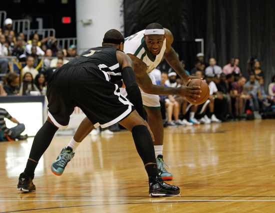 他在比赛中 他在比赛中