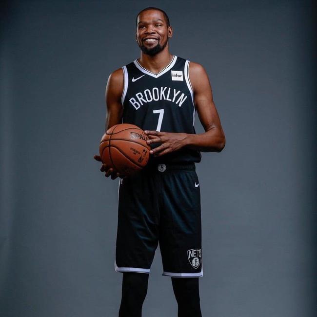 篮球变向脚 篮球变向脚